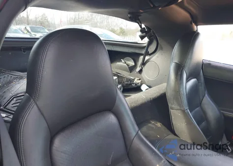 2005 Chevrolet Corvette z USA, uszkodzony, nr VIN 1G1YY24UX55132772